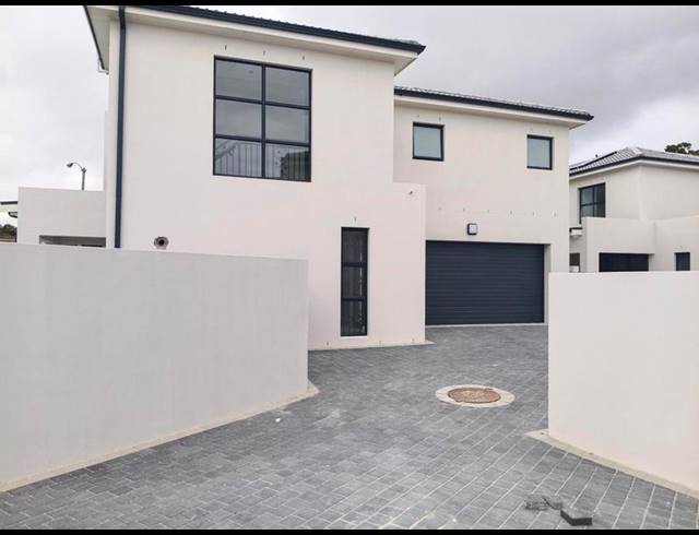 3 BEDROOM PROPERTY TO RENT IN BRACKEN HEIGHTS